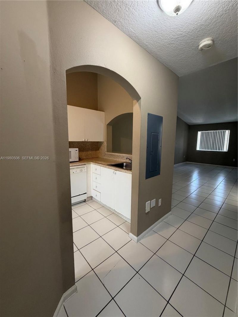 3780 N Jog Rd , Unit 205, West Palm Beach, FL 33411 Photo