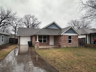 5508 Blackmore Avenue, Fort Worth, TX 76107