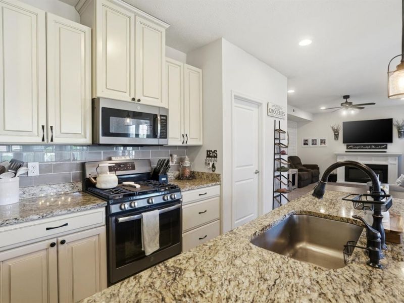 3280 Blue Springs Drive, Monroe, OH 45050 Photo 21