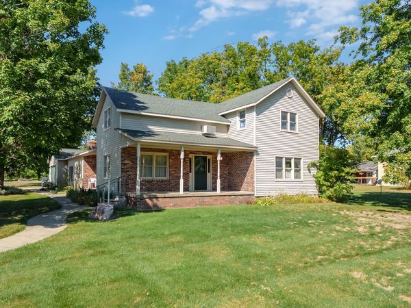 508 N Van Buren Street, Bloomingdale, MI 49026