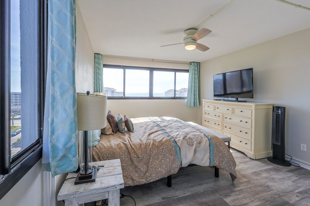 601 Mitchell Dr. Photo 10