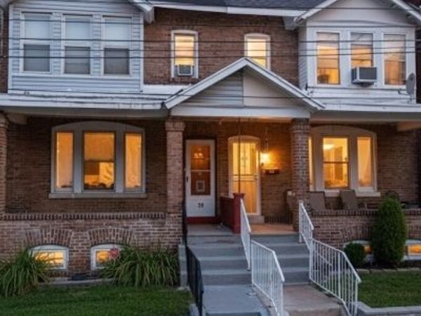 39 Laurel Ave, Trenton, NJ 08618