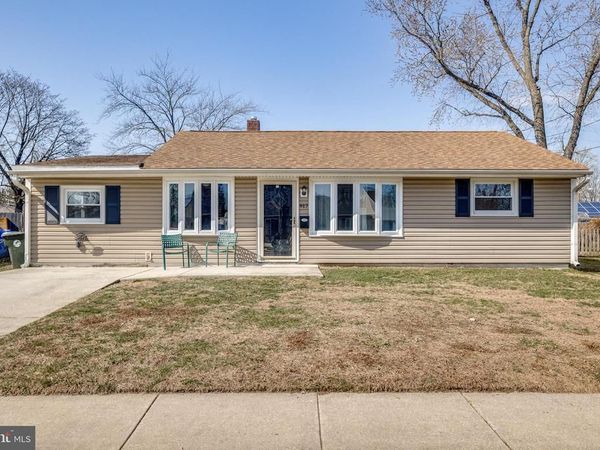 917 RIGG ROAD, BURLINGTON, NJ 08016