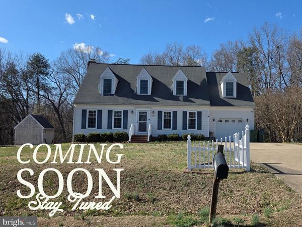 2009 WHITE LAKE DRIVE, FREDERICKSBURG, VA 22407