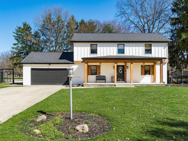 13772 Stonehenge Court NW, Pickerington, OH 43147