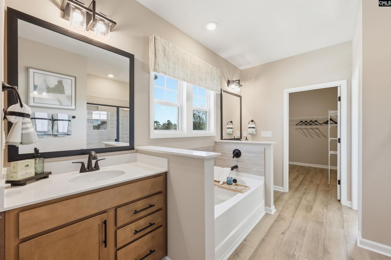 2147 Currituck Drive  Photo 9