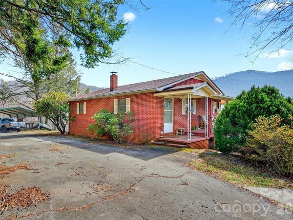 1306 Fork Mountain Road, Bakersville, NC 28705