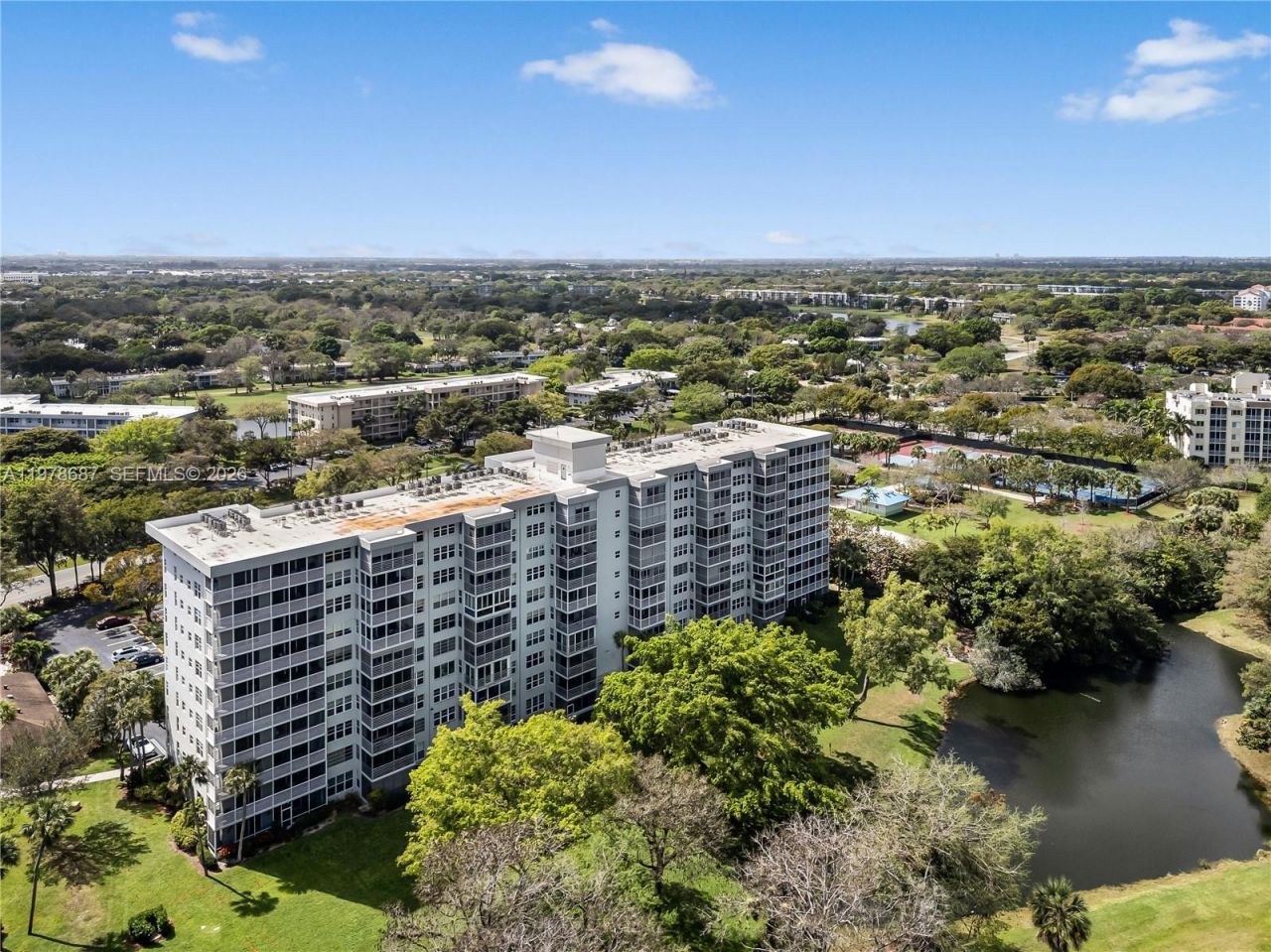 4015 W Palm Aire Dr , Unit 307, Pompano Beach, FL 33069 Photo