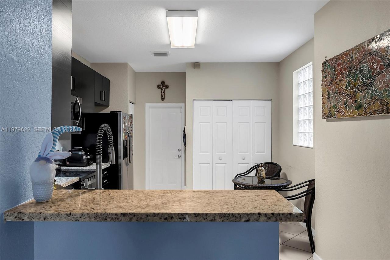 3892 Tree Top Dr, Weston, FL 33332 Photo