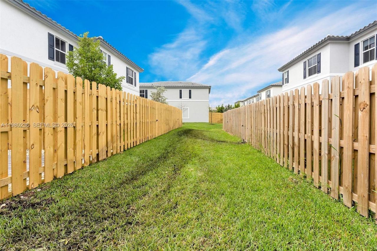 11925 NW 46th St, Coral Springs, FL 33076 Photo