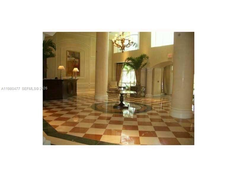 19900 E Country Club Dr, Unit 806, Aventura, FL 33180 Photo