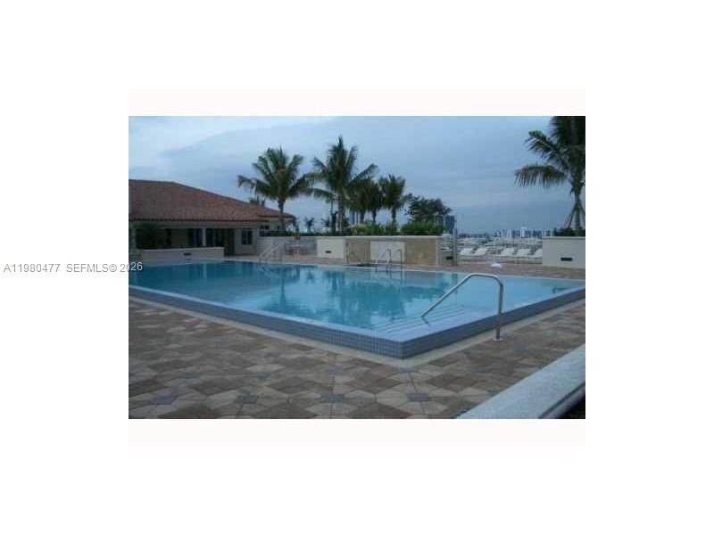 19900 E Country Club Dr, Unit 806, Aventura, FL 33180 Photo