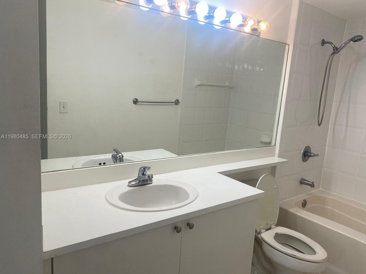 7980 N Nob Hill Rd , Unit 107, Tamarac, FL 33321 Photo