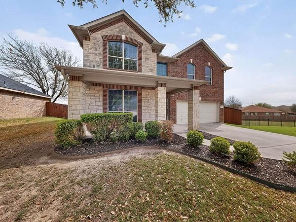 105 Canyon Court, Waxahachie, TX 75167