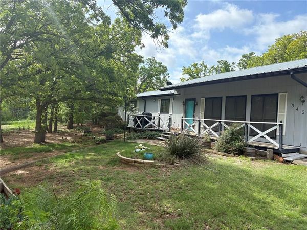 345 salisbury Street, Jacksboro, TX 76458