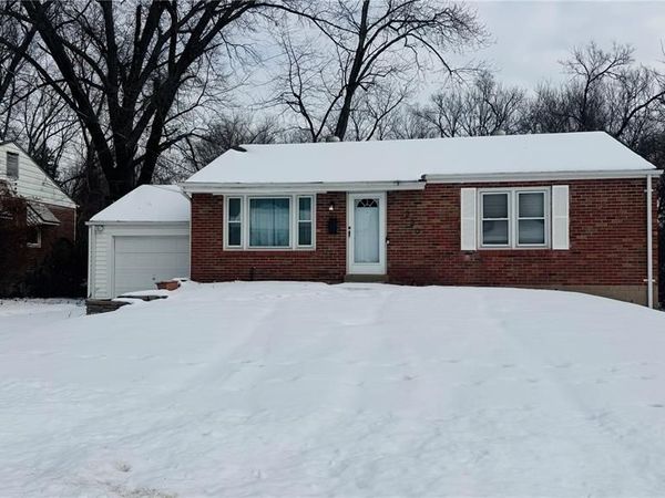 220 S Marguerite Avenue, St Louis, MO 63135