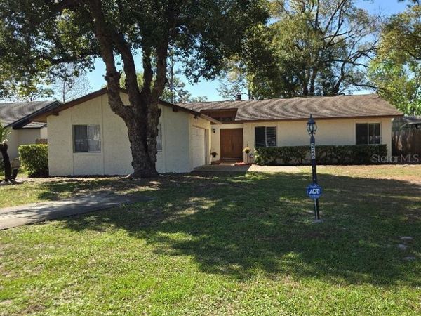 226 N GRIFFIN DRIVE , CASSELBERRY, FL 32707