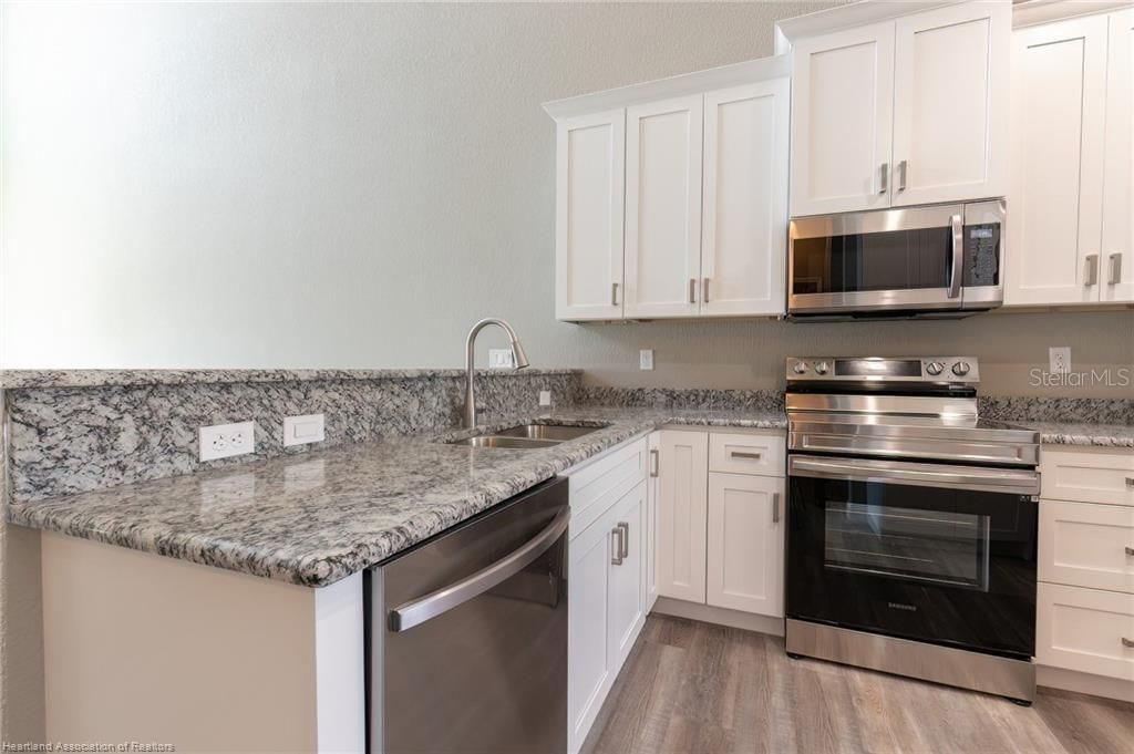 1900 Oasis Boulevard , Sebring, FL 33870 Photo