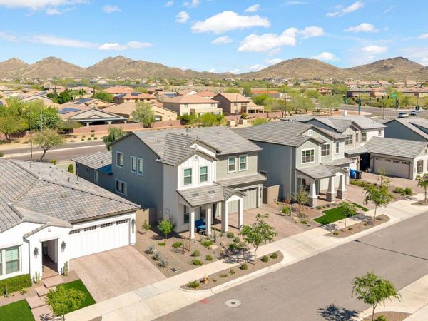 1932 W ROWEL Road, Phoenix, AZ 85085