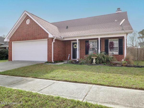 11165 Hendry Drive, Gulfport, MS 39503
