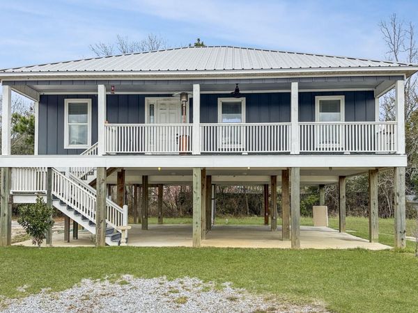 10501 Pin Oak Drive, Biloxi, MS 39532