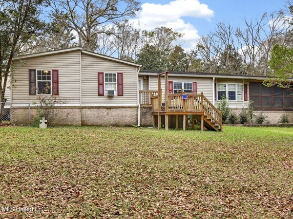 23127 Avery Road, Saucier, MS 39574