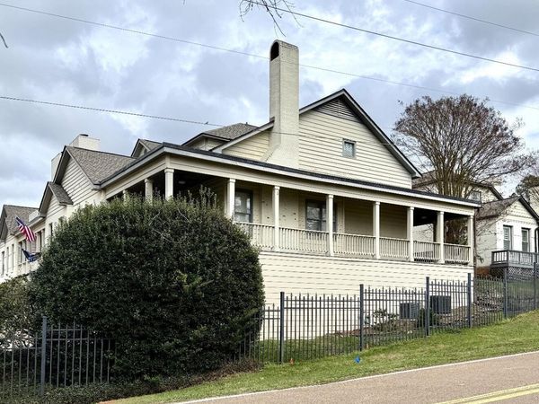 107 Lakepointe Drive, Madison, MS 39110