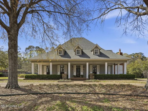 105 Beaver Run Drive, Brandon, MS 39047