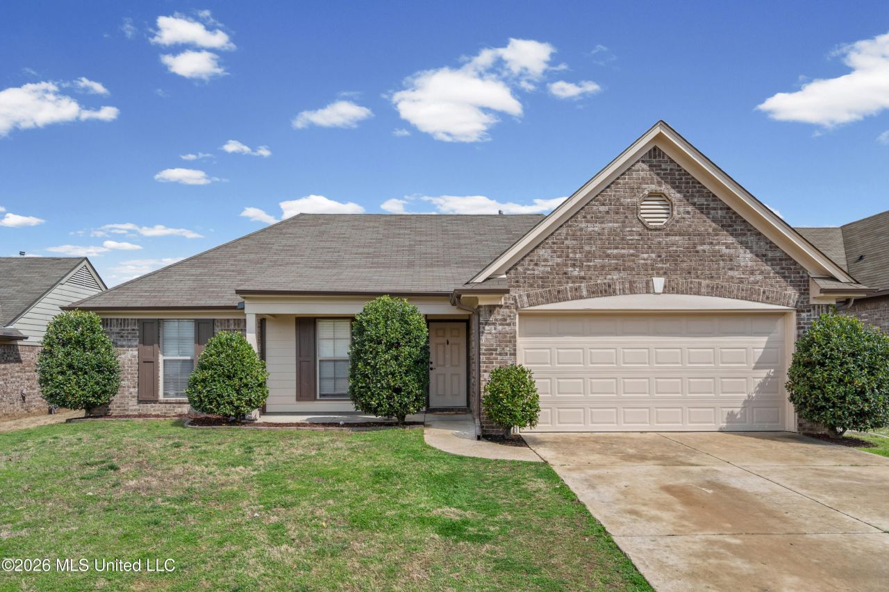 1620 Cresent Lane, Southaven, MS 38671 Main Photo
