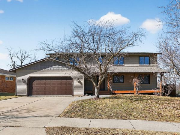 2357 Northern Hills Court NE, Rochester, MN 55906