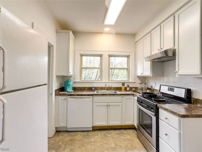 2580-2582 Colchester Road , Cleveland Heights, OH 44106 Photo 25