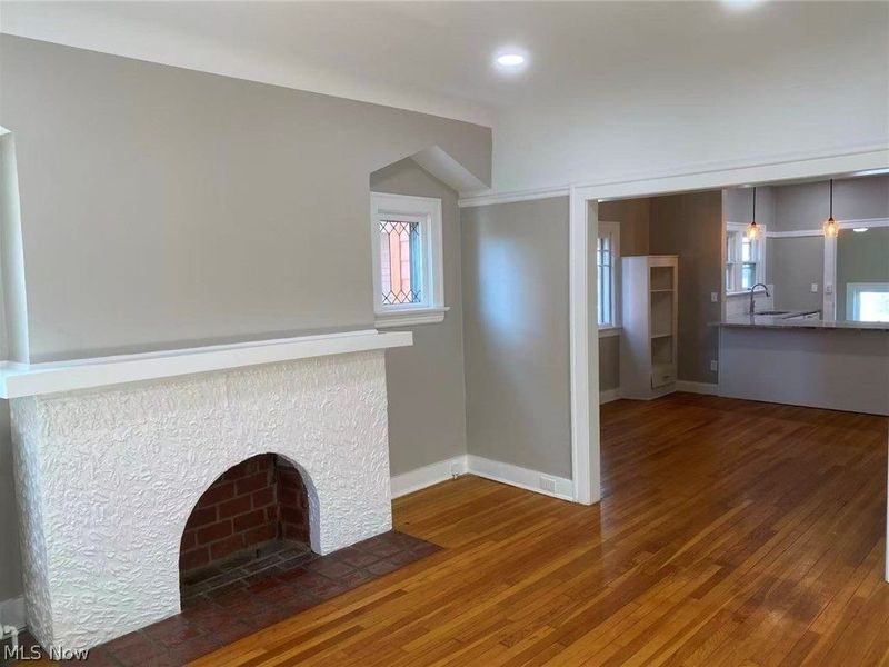 2580-2582 Colchester Road , Cleveland Heights, OH 44106 Photo 4