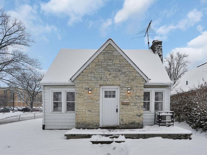 1366 Duxberry Avenue , Columbus, OH 43211 Photo 1