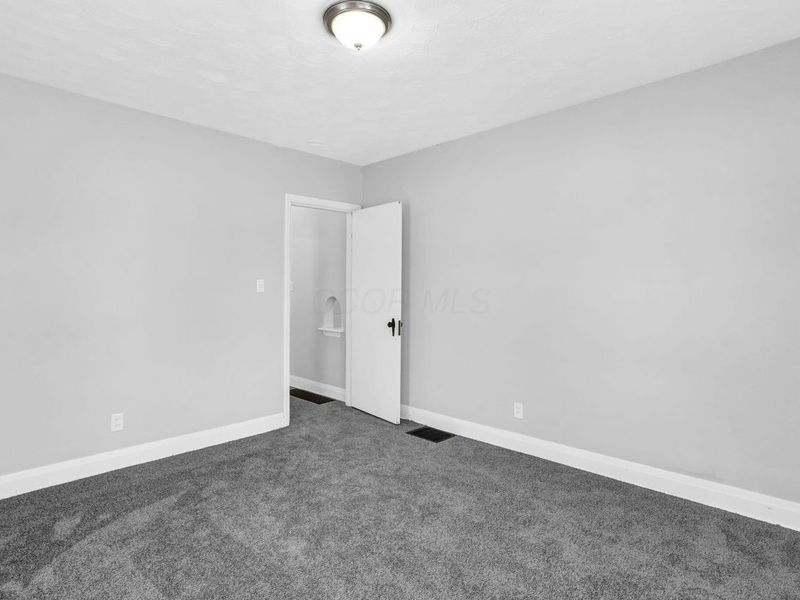 1366 Duxberry Avenue , Columbus, OH 43211 Photo 16