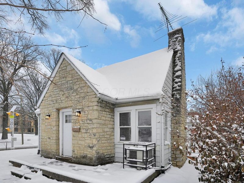 1366 Duxberry Avenue , Columbus, OH 43211 Photo 2