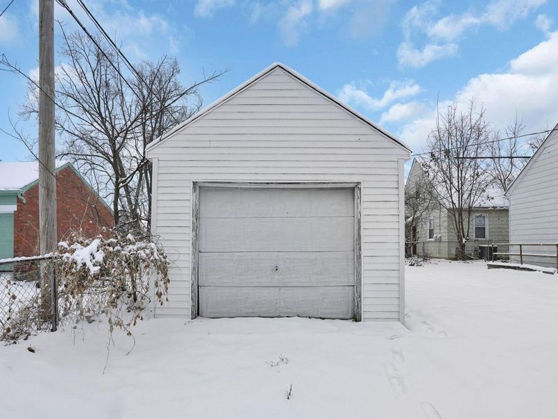 1366 Duxberry Avenue , Columbus, OH 43211 Photo 24