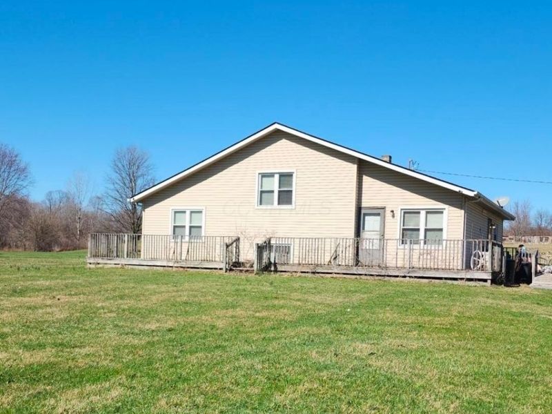 9600 Tarlton Road SW, Stoutsville, OH 43154 Photo 1