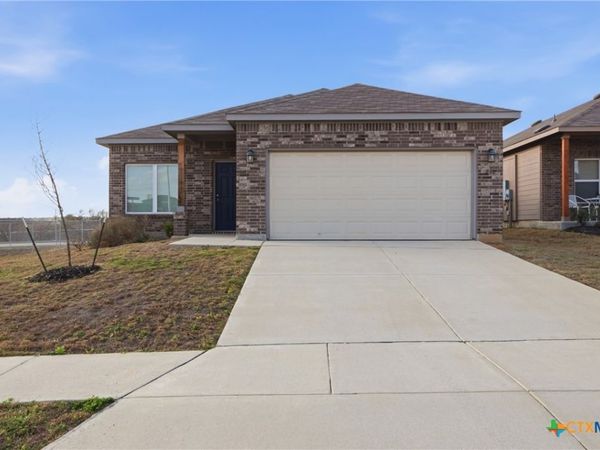 292 Legacy Circle, New Braunfels, TX 78130