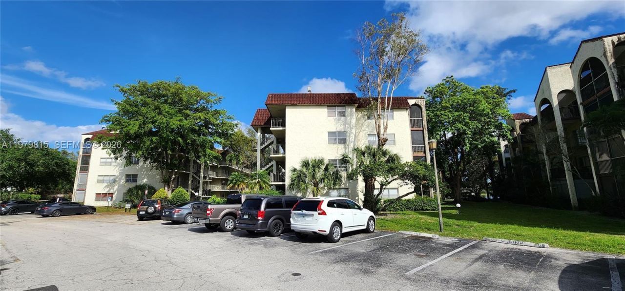 3360 Spanish Moss Ter , Unit 104, Lauderhill, FL 33319 Photo