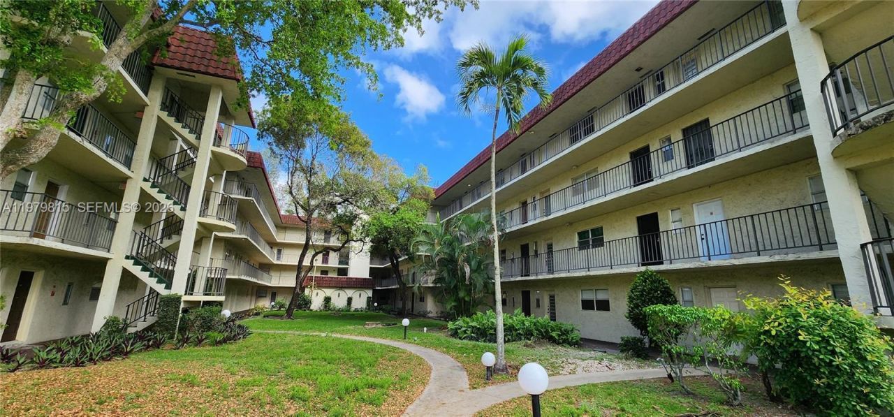 3360 Spanish Moss Ter , Unit 104, Lauderhill, FL 33319 Photo