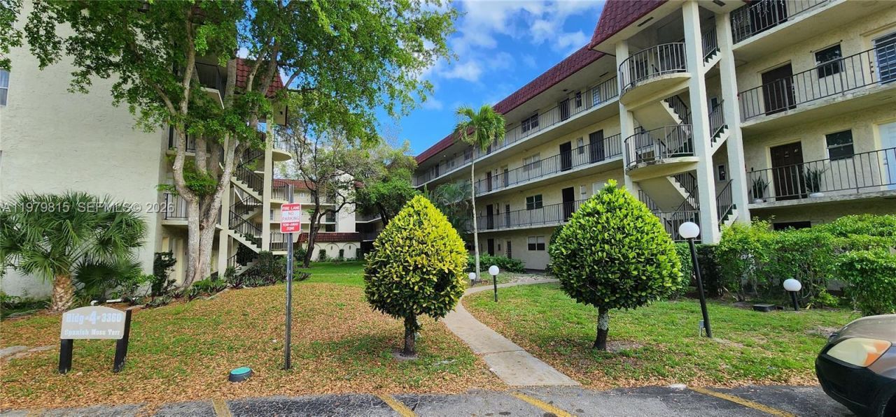 3360 Spanish Moss Ter , Unit 104, Lauderhill, FL 33319 Photo