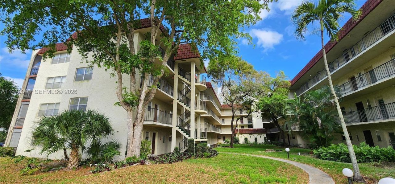 3360 Spanish Moss Ter , Unit 104, Lauderhill, FL 33319 Photo