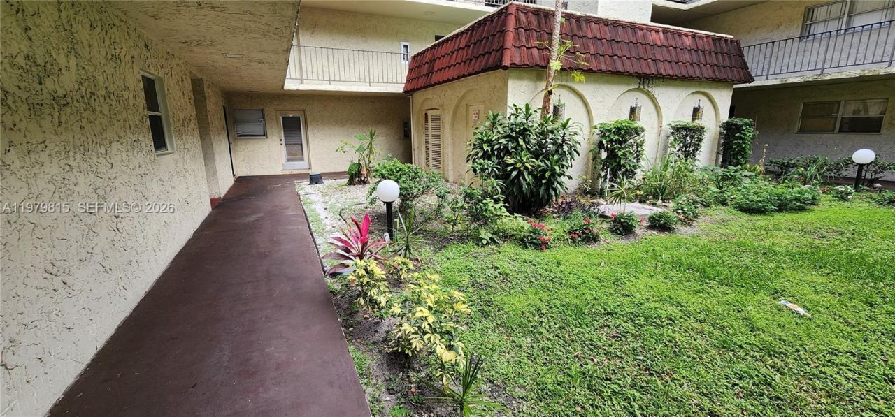 3360 Spanish Moss Ter , Unit 104, Lauderhill, FL 33319 Photo