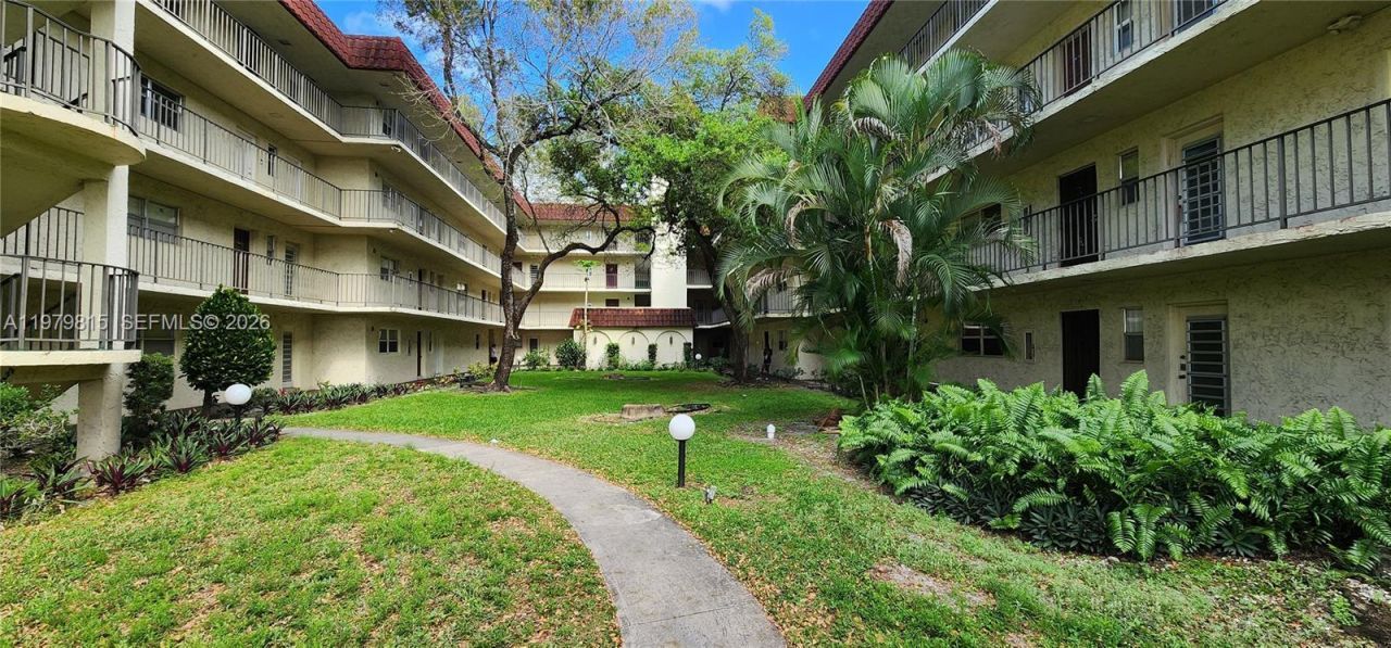 3360 Spanish Moss Ter , Unit 104, Lauderhill, FL 33319 Photo