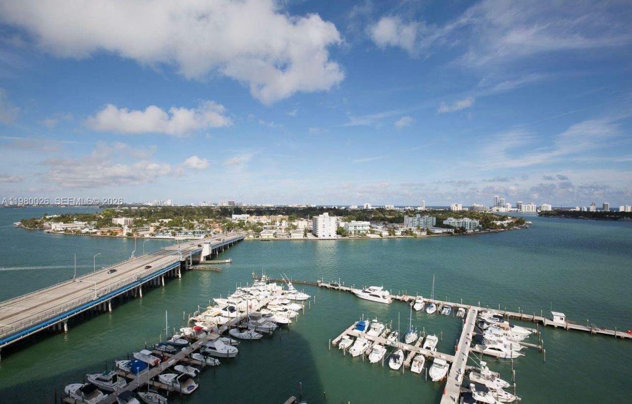 7601 E Treasure Dr, Unit 2309, North Bay Village, FL 33141 Photo