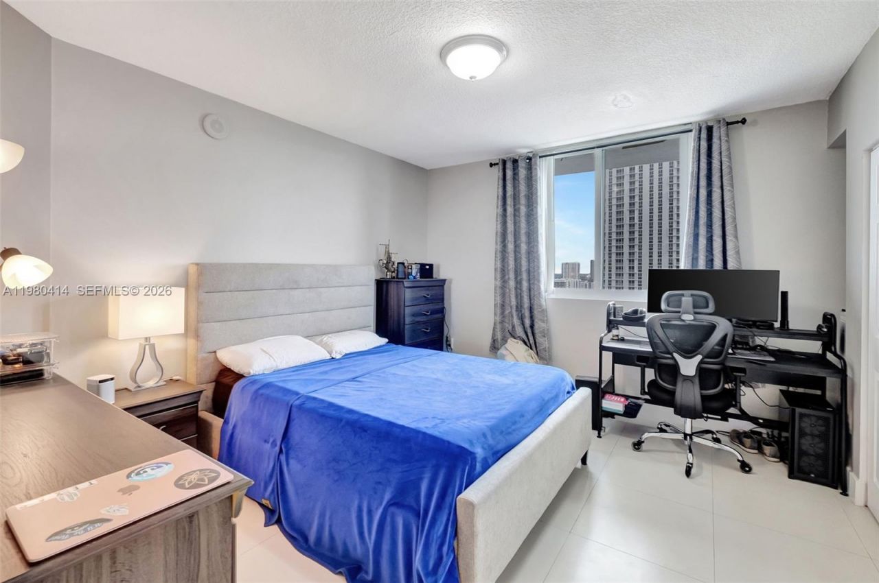 275 NE 18th St , Unit PH-09, Miami, FL 33132 Photo