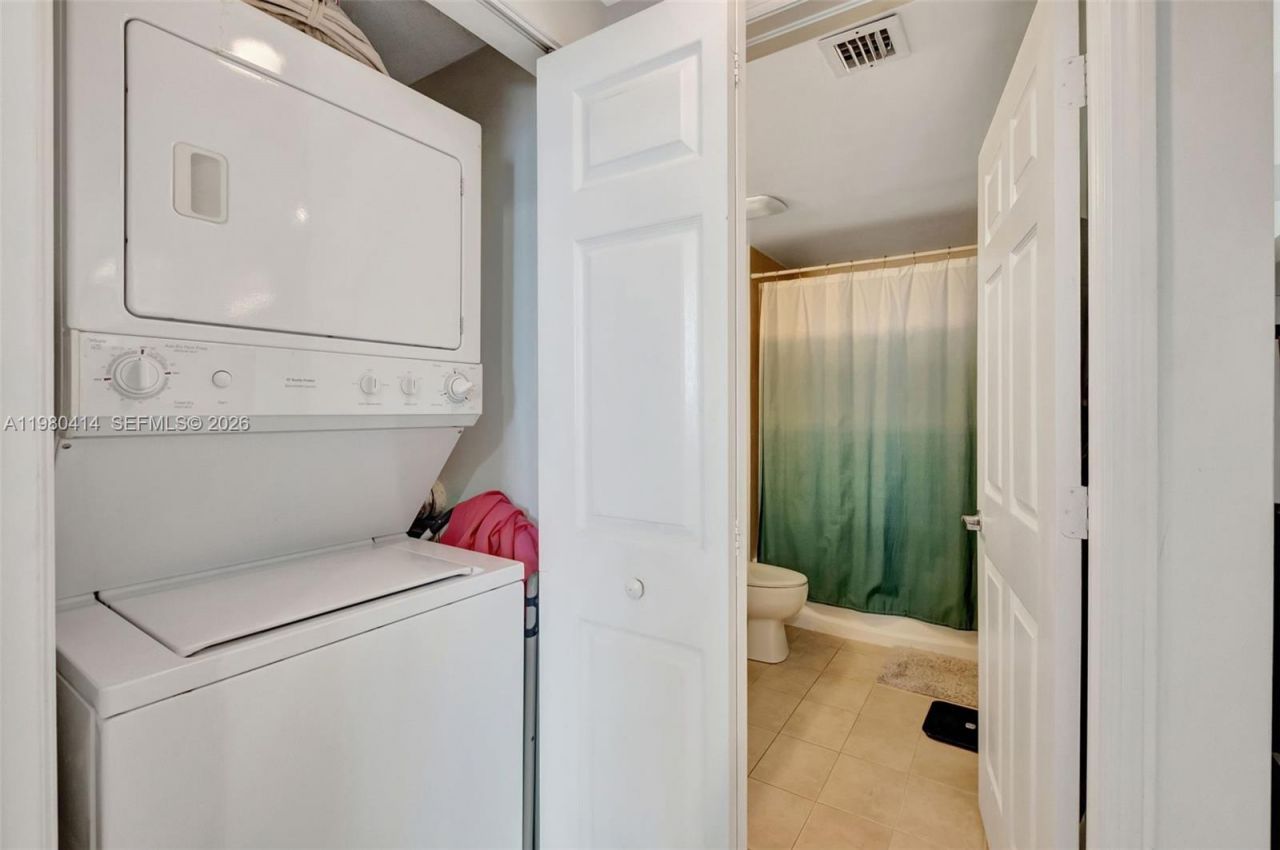 275 NE 18th St , Unit PH-09, Miami, FL 33132 Photo