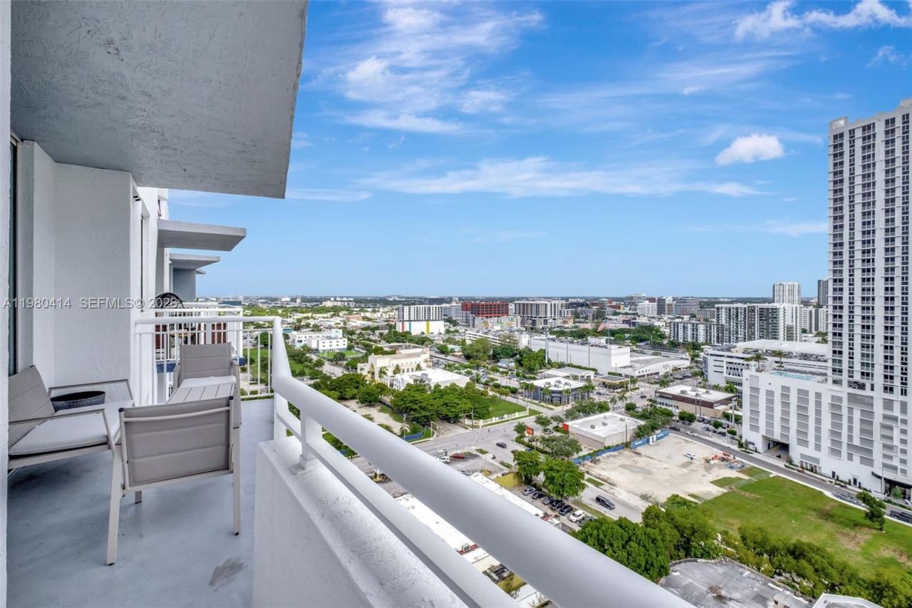 275 NE 18th St , Unit PH-09, Miami, FL 33132 Photo