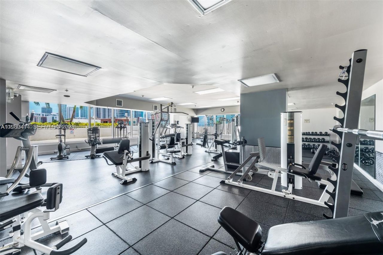 275 NE 18th St , Unit PH-09, Miami, FL 33132 Photo