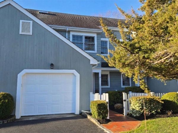 64 Brittany Lane , Westhampton Beach, NY 11978